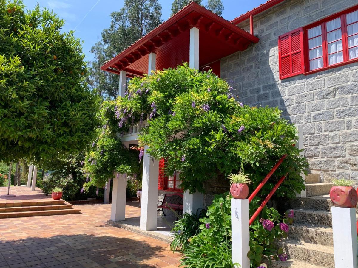 Vila Aurora Parada de Gatim المظهر الخارجي الصورة